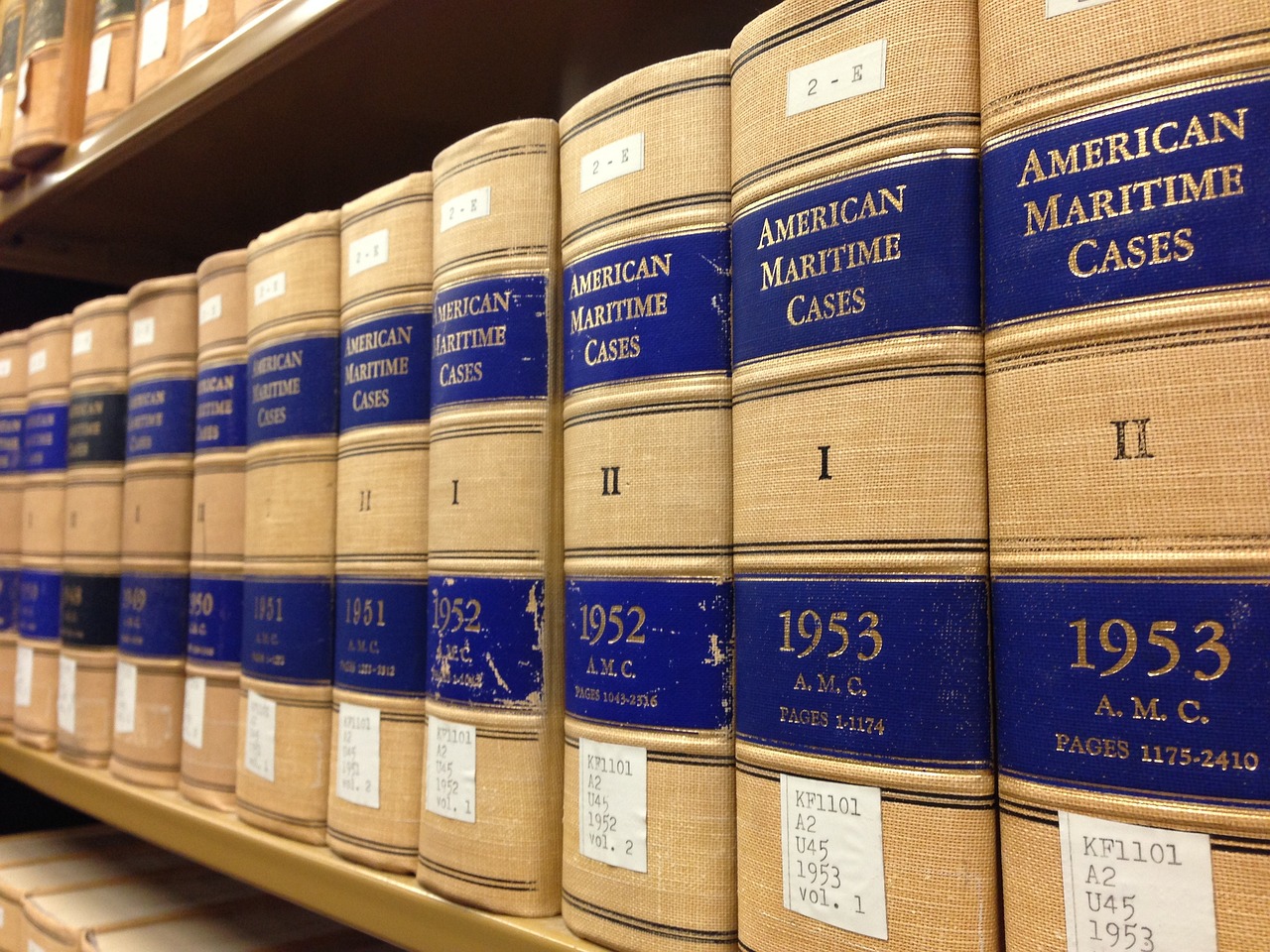 law books, legal books, library-291687.jpg